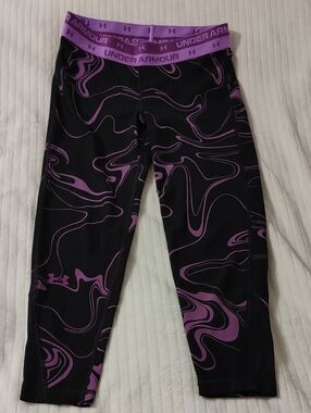 Under Armour Black & Purple Swirl Performance Leggings - Kids Y LG